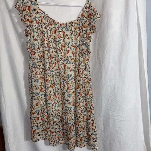 Sundress - Picture 3 of 5